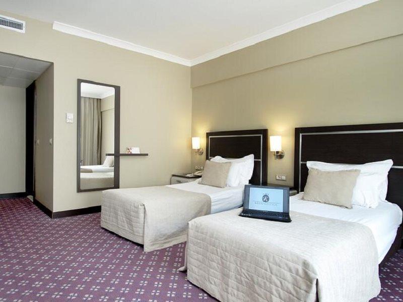 Kaya Prestige Oteli Izmir Exteriör bild
