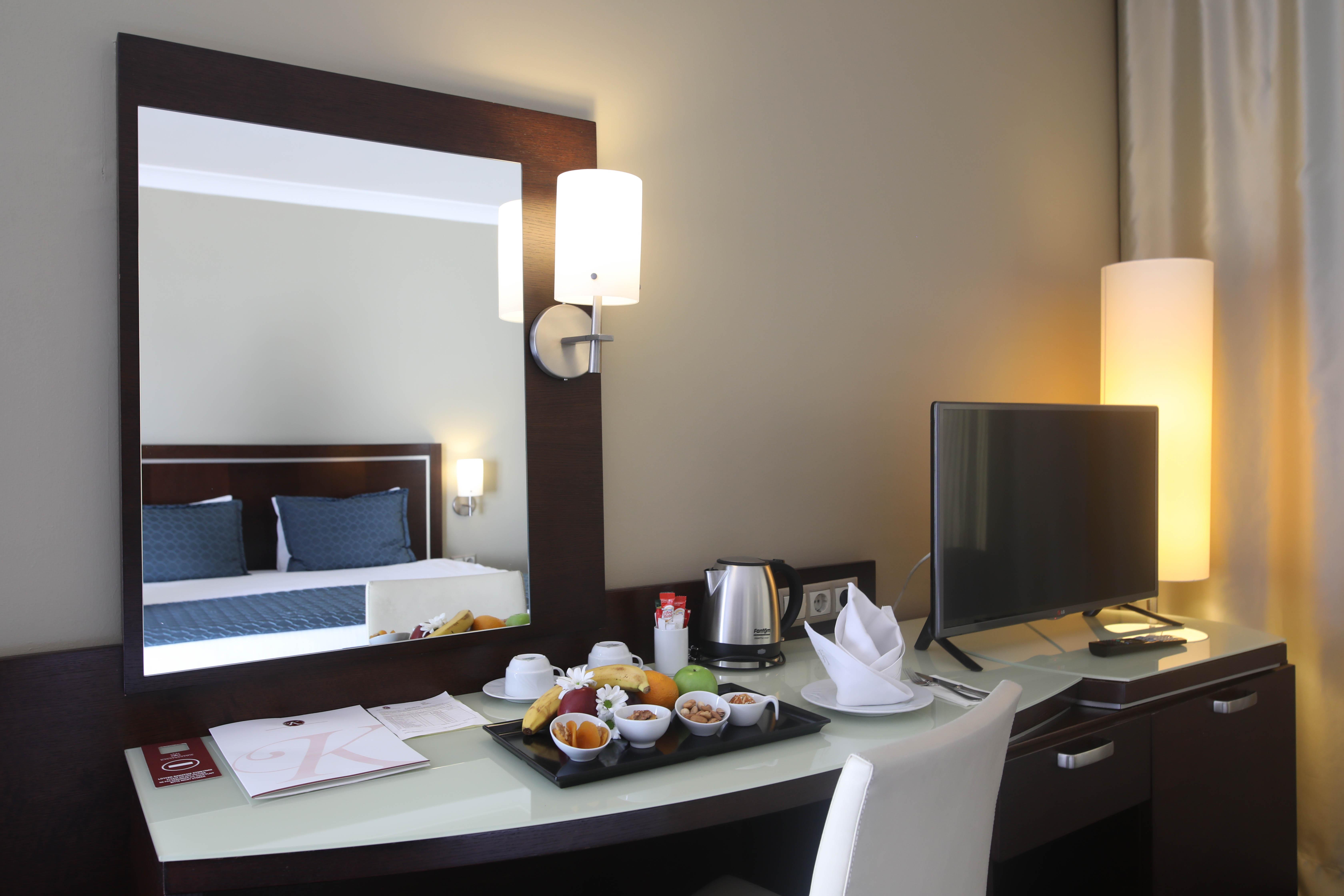 Kaya Prestige Oteli Izmir Exteriör bild