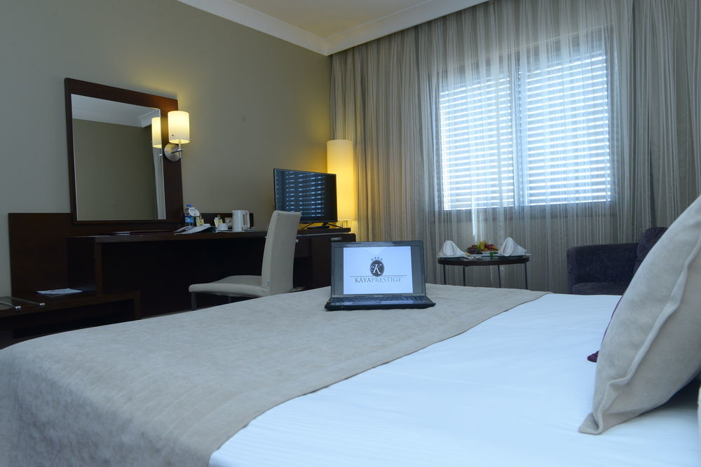 Kaya Prestige Oteli Izmir Exteriör bild